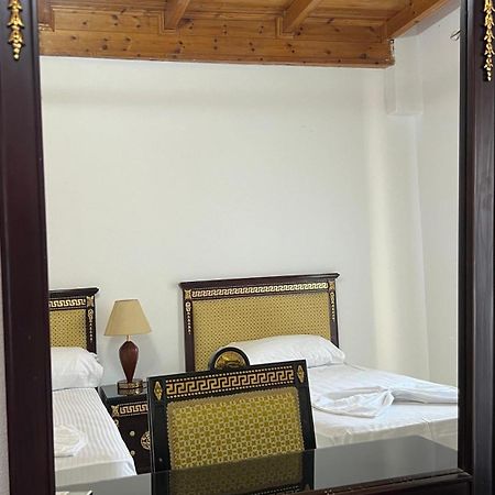 Windmill Shkodra Gesthouse Camping & Grill Ngoại thất bức ảnh