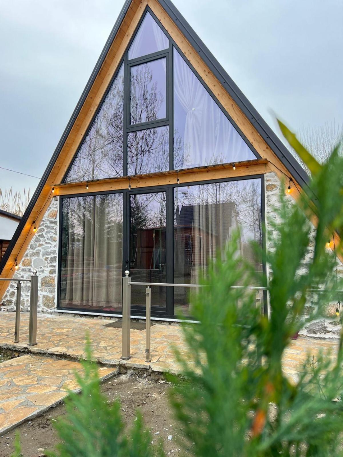 Windmill Shkodra Gesthouse Camping & Grill Ngoại thất bức ảnh